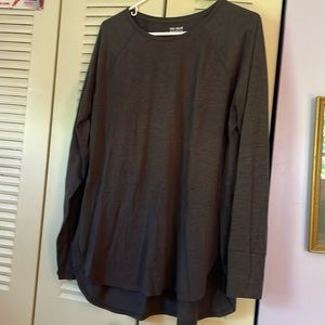 Dark grey thump hole long sleeve